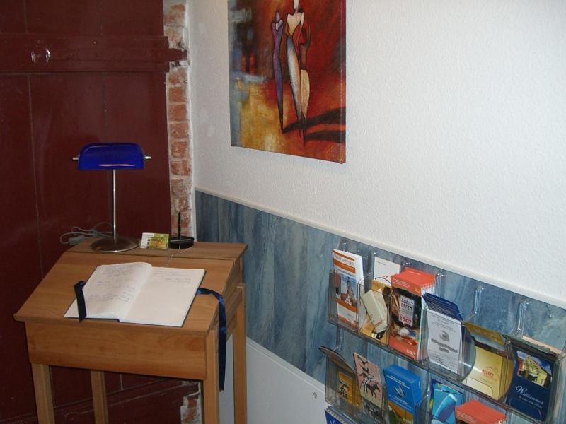 H&H Studio-Apartments Im Zentrum Jedes Apartment Mit Kuechenzeilen - 24H Check In Greifswald Eksteriør billede